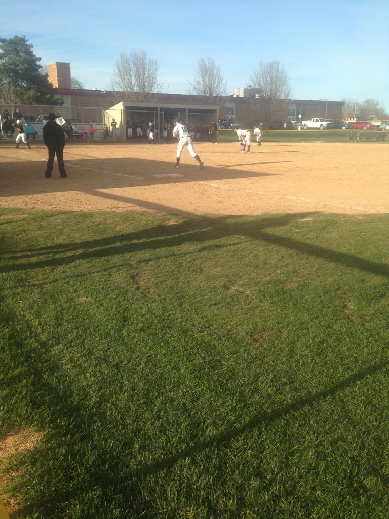 alextibble87's tweet photo. out at this softball game. @JWestFootball #TeamTibble #BeAPredator http://t.co/Qm4FHlZ0EE