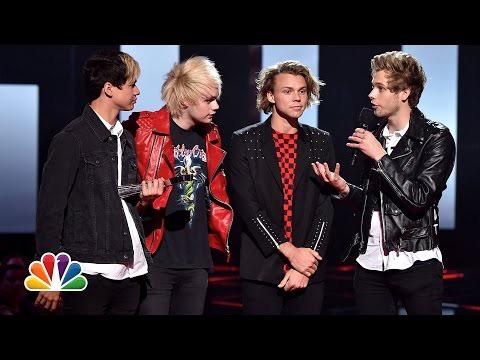 5SOSCanadaEm's tweet photo. http://t.co/evb5ilOXVo The band accepting your award for Best Fan Army at the iHeartRadio... http://t.co/wKI22b6mFf http://t.co/a2RVcwkrNx