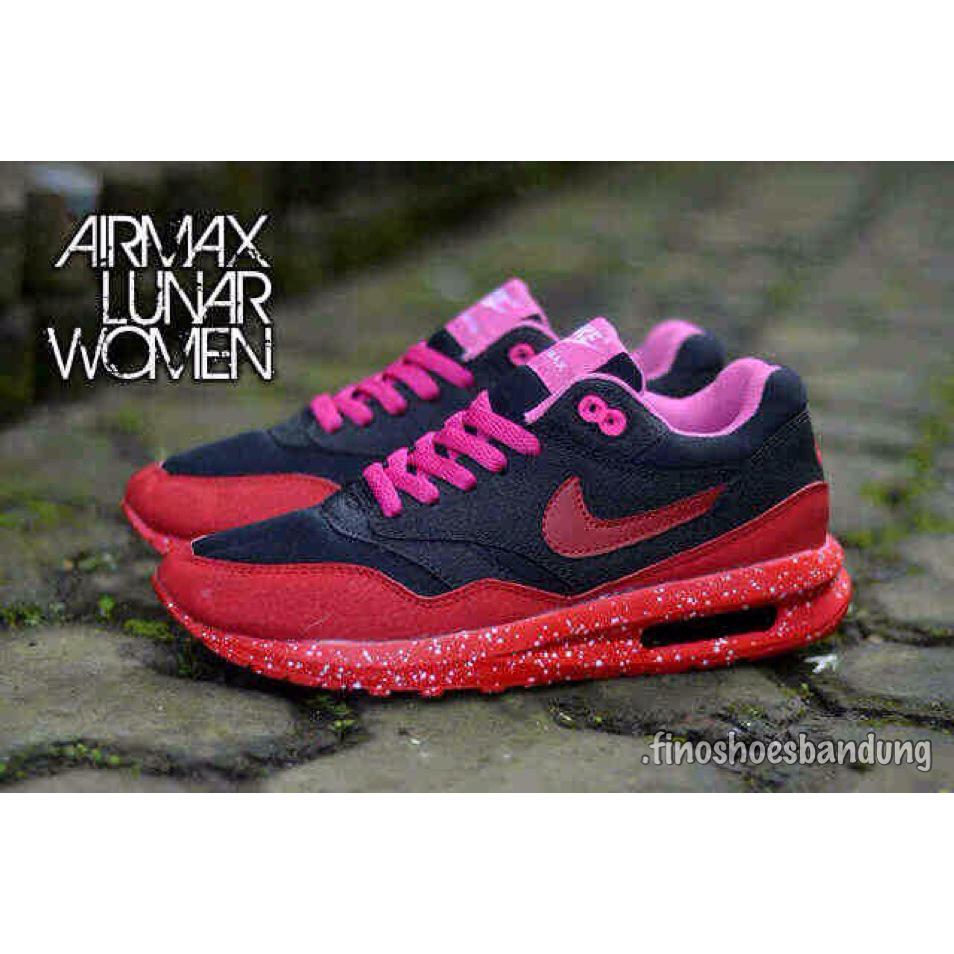 nimostwordshoes tweet media