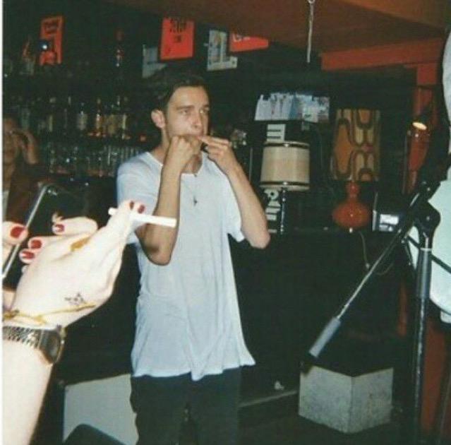 Pictures of The 1975 (@the1975pictures) on Twitter photo 