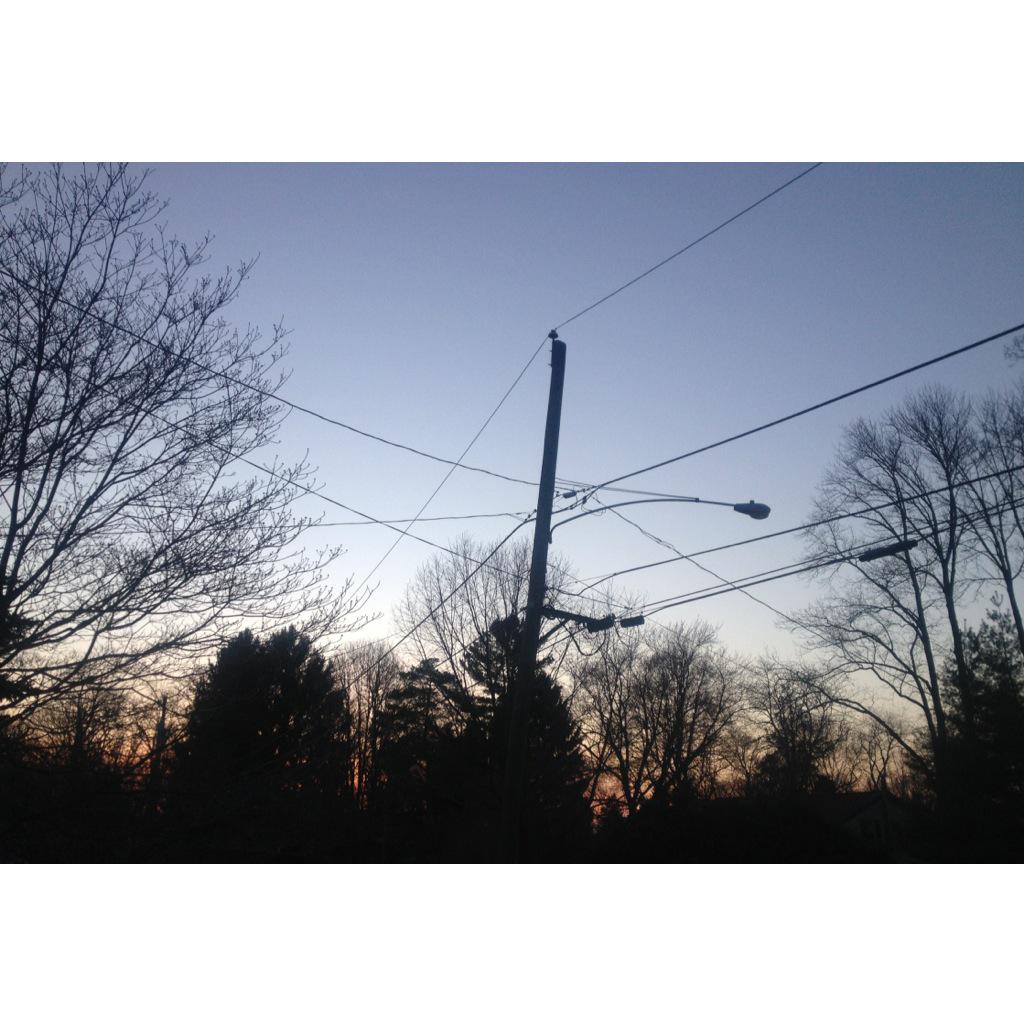 posimilkshake's tweet photo. sunset tonight pt. 1 http://t.co/8YlNHHRhgU