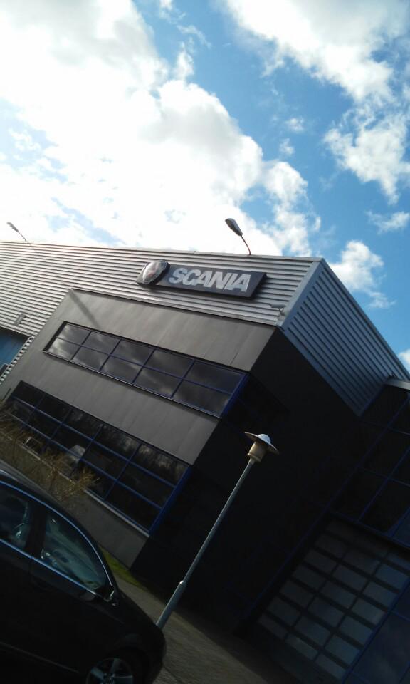 aigars90's tweet photo. I'm at Scania Latvia w/ @rvs_rwd https://t.co/VdgOynXi8r http://t.co/KCHS6FU9fQ