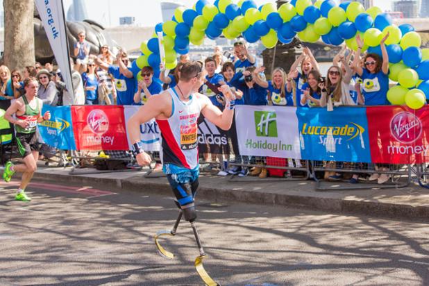 Sarcoma_UK's tweet photo. Help us cheer on our fabulous @LondonMarathon #TeamSarcoma.  Find out more: http://t.co/0cZntpYKny http://t.co/nZf2kJHVUR