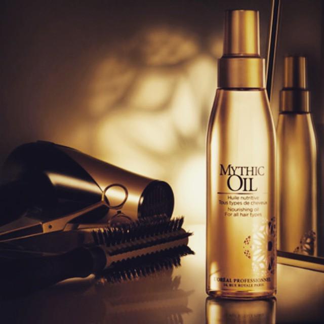 Pynkbookamy's tweet photo. RT L'Oréal #mythicoil #loreal #mythic #oil #hair #blowdryer #siccors #brush #hairstylisttools #tools #hairdresser #… http://t.co/HPleC8MiC0