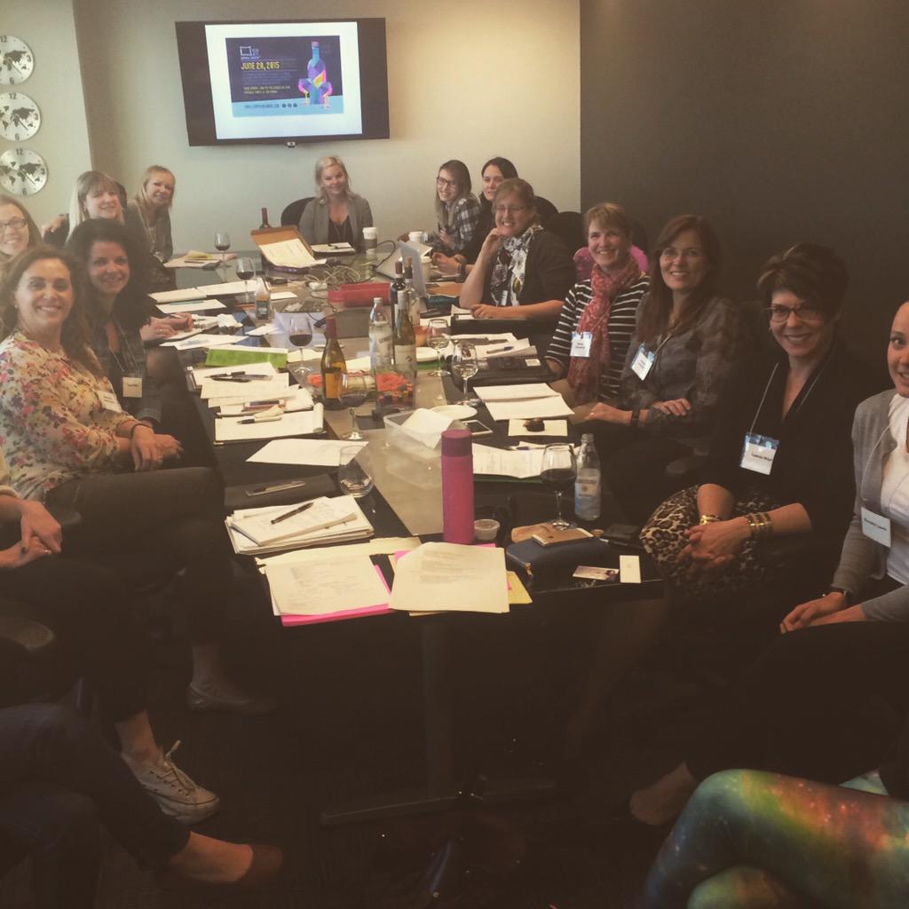 GalleryCalorie's tweet photo. These are some of the lovely and talented women who make #galcal happen! Great #Artemis members meeting this evening! http://t.co/5Sr8KjIfNM