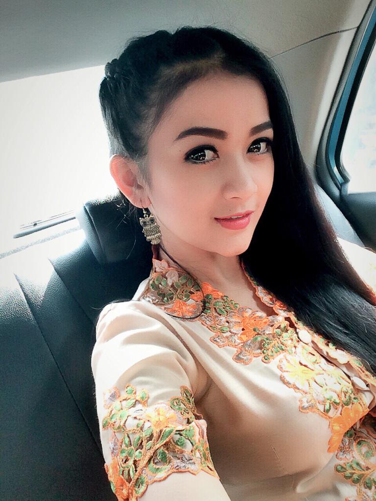 klitoris woman cantik ngentot