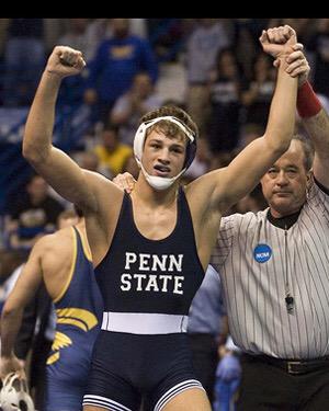 ShtWrestlerSay's tweet photo. Better wrestler 

RT for David Taylor 
Or 
Fav for Tony Ramos http://t.co/TnXtZfYN3E