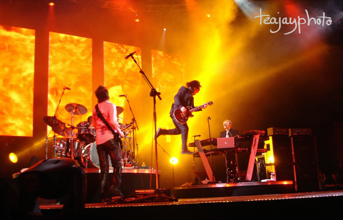 10 yrs ago-sold out-front row <a href="/teajayphoto/">teajay smith</a>   <a href="/TheGarden/">MSG</a> <a href="/duranduran/">Duran Duran</a> <a href="/thisistherealJT/">John Taylor</a>  <a href="/SimonJCLeBON/">Simon Le Bon</a>  @andytaylor_tv
