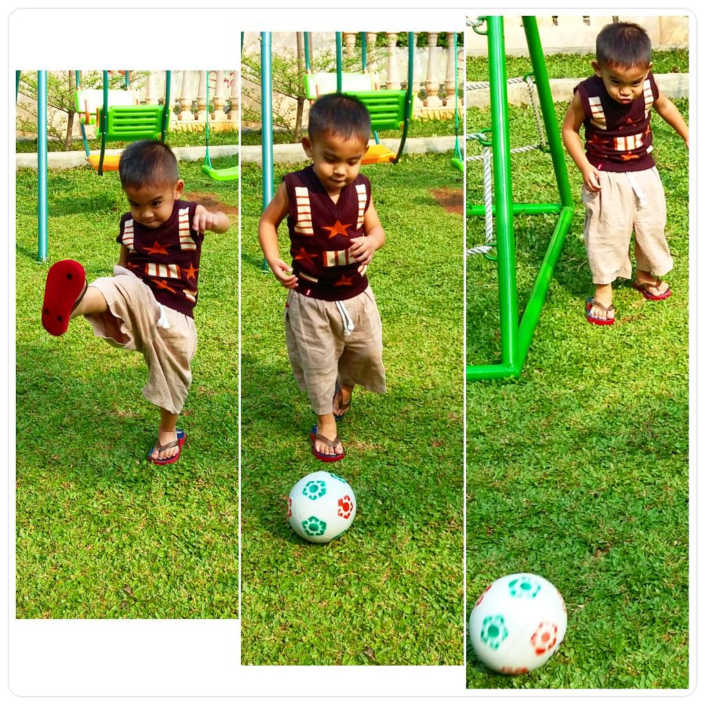 dandeliondcp's tweet photo. Anak cowoq pasti suka main #bola  apalagi di rumput. #daycare #daycaredepok DandelionDCP partner tepat asuh balita http://t.co/3gko2oqhtg