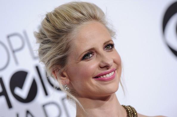 Happy Birthday Sarah Michelle Gellar! (Who will always be to us) 