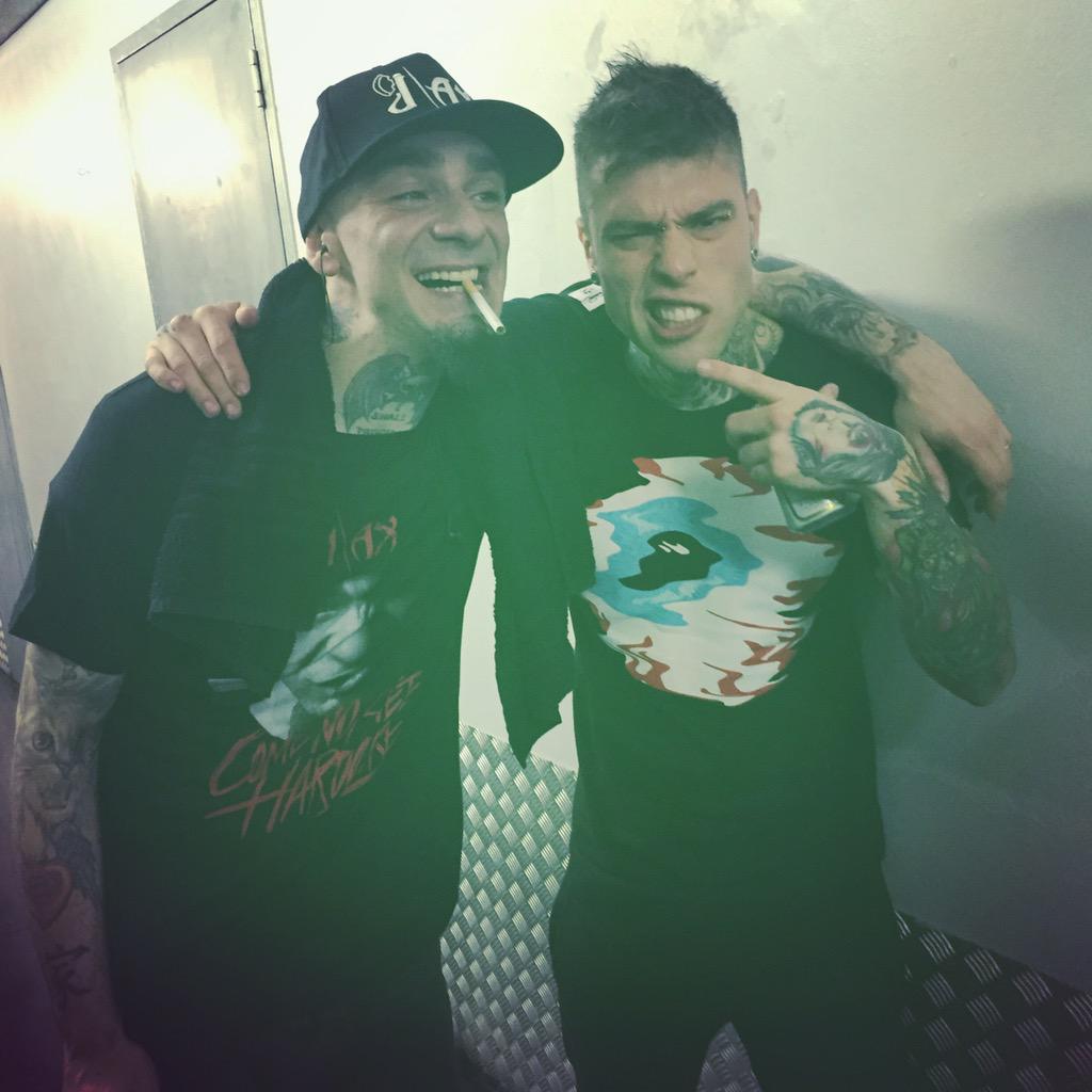 Fedez's tweet photo. 😁 http://t.co/hR4emezJY8