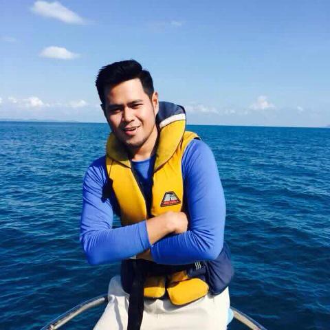 AzwanAFOfficial's tweet photo. Shooting with #rtm #tv1 #expresikembara http://t.co/kFsijQ8z6X