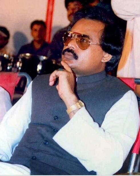 syedadeelsafri's tweet photo. #IamAltaf #WeAreHaqParast #AltafBravoForPeace #NA246BelongsToMQM
#AltafRisesForPeace http://t.co/yBnpdz5jkw
