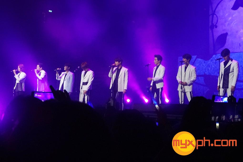 sujunesia's tweet photo. [NEWSPIC] 150414 Super Junior at Best Of Best KPOP Concert 2015 in Philippines |cr: http://t.co/mbpDlkrQlz http://t.co/YOCvCI64tl