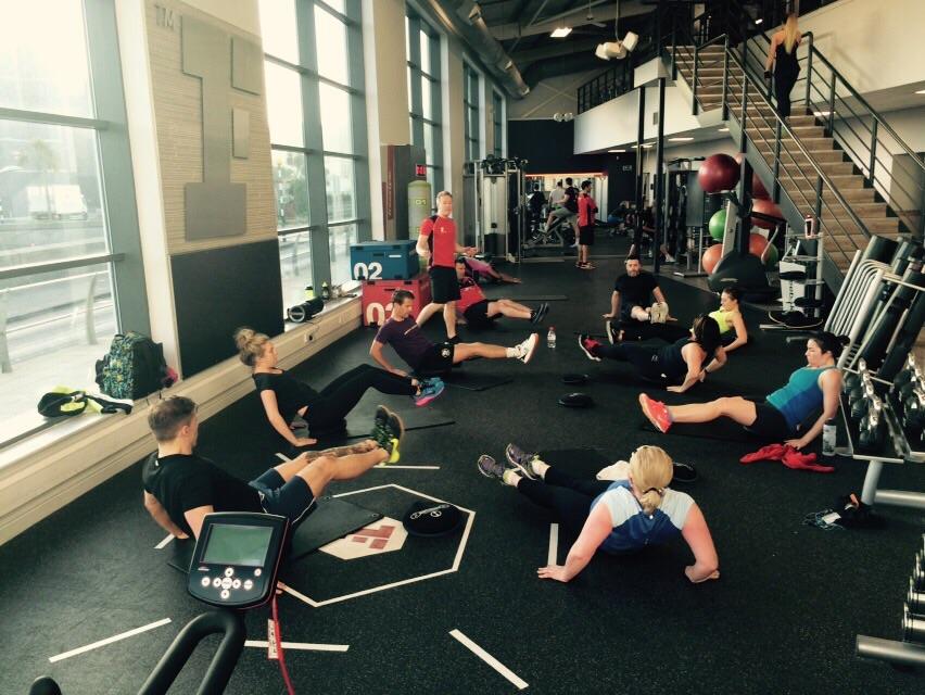 Nothing better than waking the body up with a 7am #FGT #CORE workout! Great effort from all 9 of you! @FitnessFirstUK