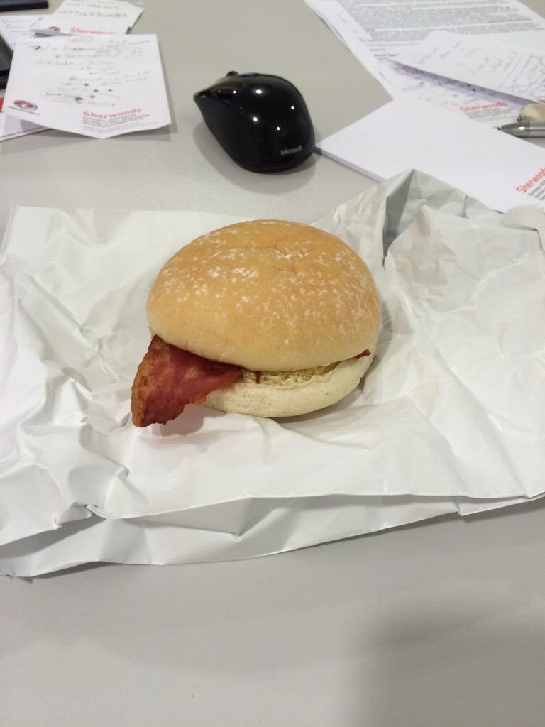 Simac333's tweet photo. Thank you @Kids_1st #darlington for the bacon sarney and congrats on #outstanding #ofsted #GerrysAngels http://t.co/wkEutPskGa