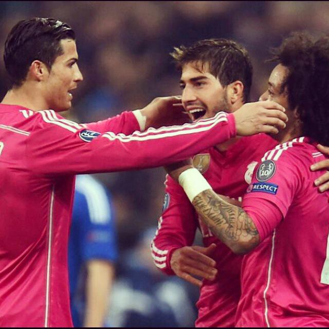 Buenos dias! Match day! #HalaMadrid #HalaMadridYNadaMas #Champions #Derbi 👊⚽️