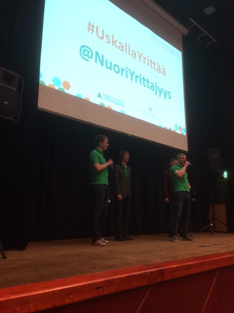 Viime vuoden paras Vuosi Yrittäjänä NY-yritys Pönttöpäät lavalla #UskallaYrittää