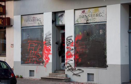 Antifaschist_H's tweet photo. Hier ein paar Bilder der letzten 2 Jahre vom Protest gegen #ThorSteinar in der List #Hannover #StopTS #antifa #fckNzs http://t.co/Rzwb97LHTl