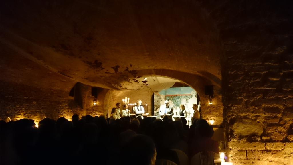 RotaryV's tweet image. Grande serata per raccogliere fondi a favore delle borse di studio!!! Location unica e grande, grande spettacolo