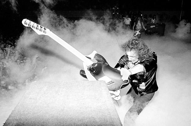 Today we say HAPPY BIRTHDAY to Ritchie Blackmore who is 70 years old! He surely is one of rock\s greatest! 