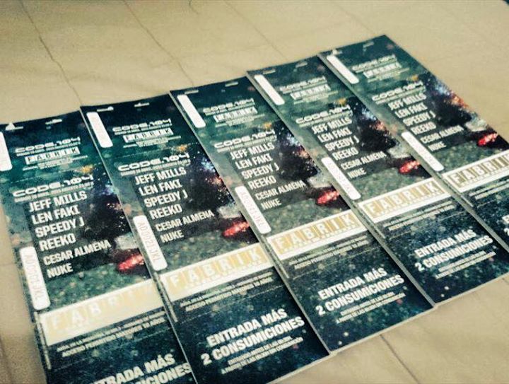 fabrikdiscoteca's tweet photo. Alguien quiere venir gratis a Code 104 ?? RT !! http://t.co/Du5y8F7kms