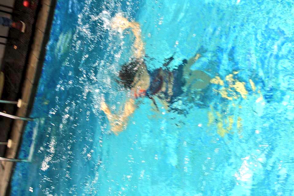 cassieverscv_'s tweet photo. @cassandrasleee: #RainTheSeriesSCTV http://t.co/CpGObiUhct"RAIN DI DORONG FAHRI KE KOLAM,PAHRI PANIK KARENA RAIN TENGGELAM (mimpi fahri"#1