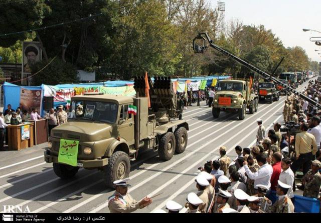 2kdei's tweet image. Via @JosephHDempsey: #Iranian HM-20 122mm Multiple Rocket Launcher in #Iraq #Hamrin Mts goo.gl/BfeSEz