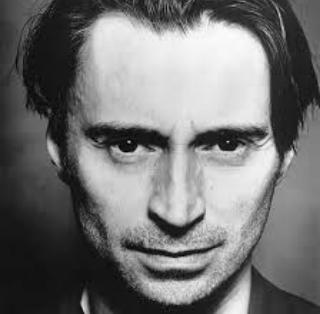 HAPPY BIRTHDAY ROBECARLYLE 