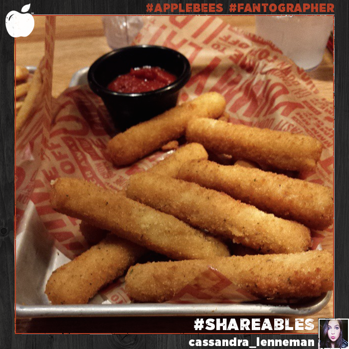 Applebees's tweet image. Which #Shareables pic will you be sharing? 

beeafantographer.com #Fantographer #AppForThat