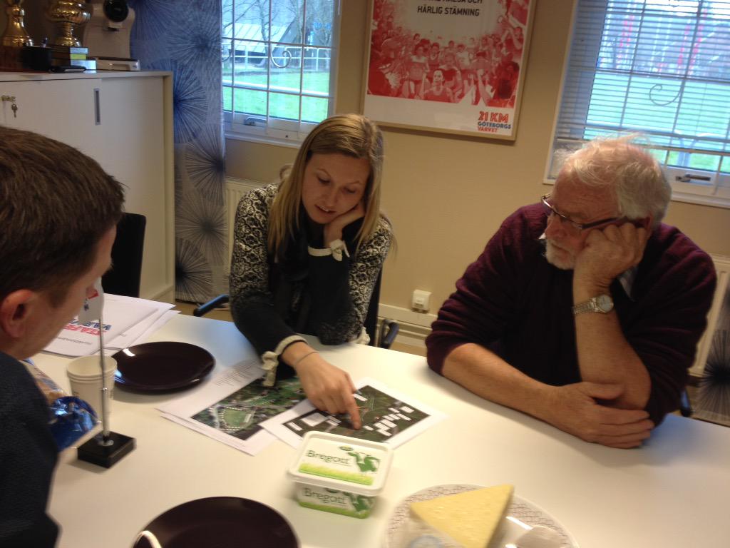 NicholasStlfors's tweet photo. Ikväll finputsar vi på #StafettVarvet http://t.co/mI1ETXzlzA