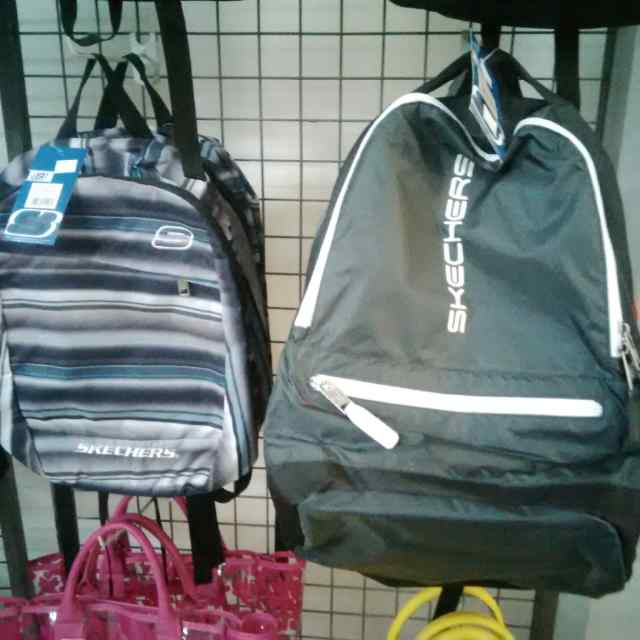 Bagpack skechers • 360K • Thanks <a href="/shoeskit/">IG : Shoeskitroom</a> <a href="/AtengShop/">Atengshop_Sneakers</a> <a href="/BADE_Official/">B.A.D.E</a> <a href="/ATN_Shoes/">Stock? Check Fav</a> <a href="/28sneakers/">28sneakers</a> <a href="/31footwear/">31Footwear</a> <a href="/snkrs_bdg/">UPDATE DI IG AJA</a>