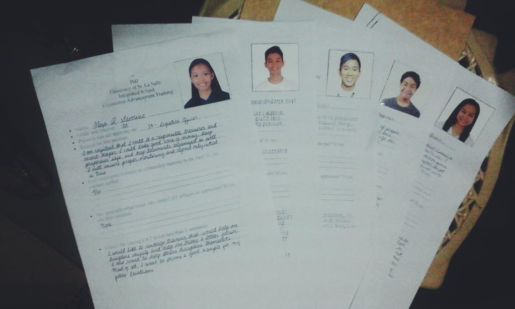 alizaseverino's tweet photo. Look at what i found in the CAT office #ApplicantDays @JUNEalogy @Jubreakers @austin_oppura @kirstenadecer http://t.co/FiMgN7tsXw