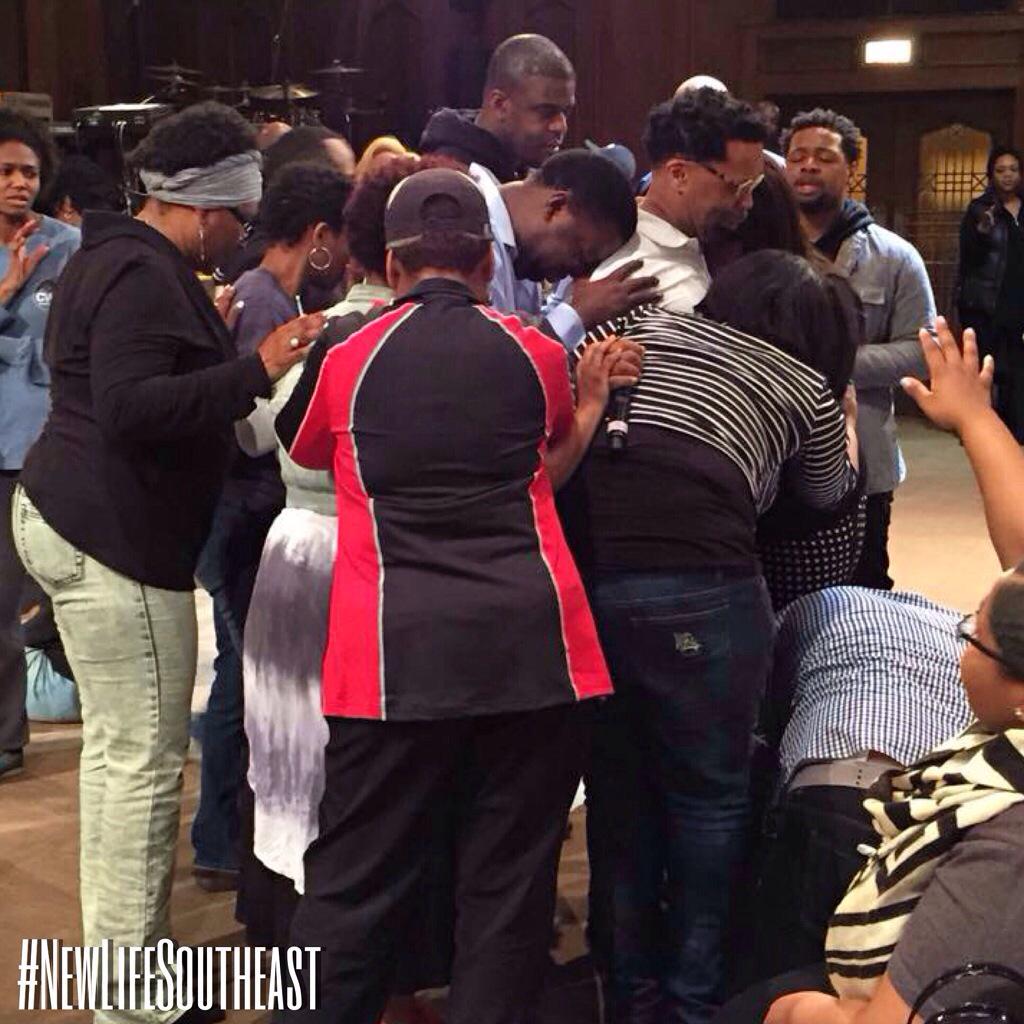 Continue to keep <a href="/PastorHannah/">John Hannah</a> covered in Prayer. RT!! 
#Praying4UPastorHannah