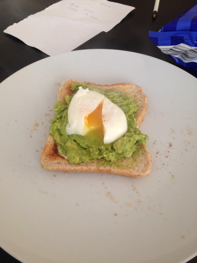CJBarron16's tweet photo. @mrdanwalker first time attempt at the recipe, have to say its on point will use in the future #dukeofyolk http://t.co/nMdPWIaBwN