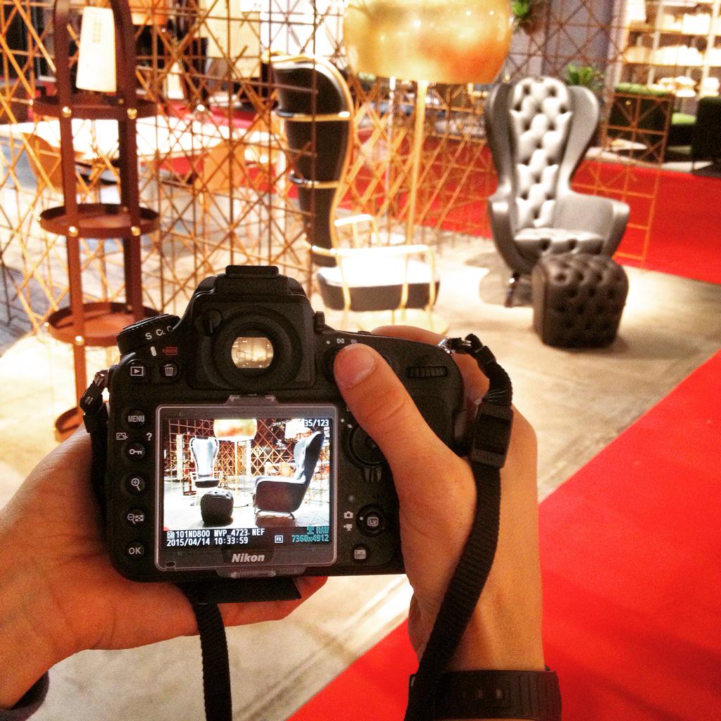 OpinionCiatti's tweet photo. Live from pav. 16 D37! Shooting time for #FollowYourRoots! @iSaloniofficial #MDW2015 @LAPOCIATTI #cecco @Frostscape_ http://t.co/yqjcx3hAvO