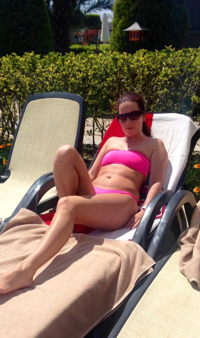 Sonnen und relaxen  #Retweet and #Follow  Hardcore Clips on http://t.co/hVbn5tBNKD http://t.co/MNLmR<a href="/tag/retweet"class="tags">#Retweet</a><a href="/tag/follow"class="tags">#Follow</a>