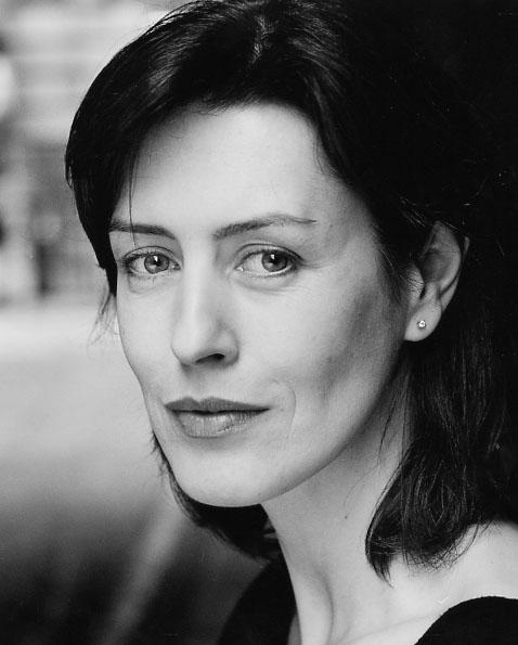 A very happy birthday to the beautiful and talented Gina McKee. 