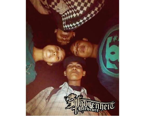 FahrenheitHC tweet media