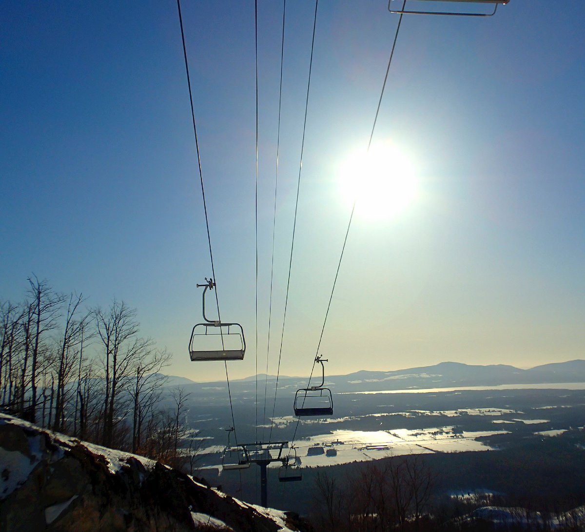 BromontCondo's tweet photo. Sun is up today! Enjoy! http://t.co/LllsiDbr1e