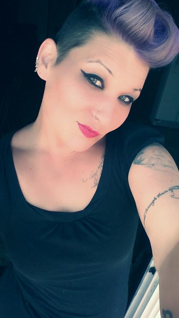 aldigirl1221's tweet photo. and a purple mohawk it is... #mokawk #badass #studiomamelia #purplehawk #loveit http://t.co/ycQrWxiihU