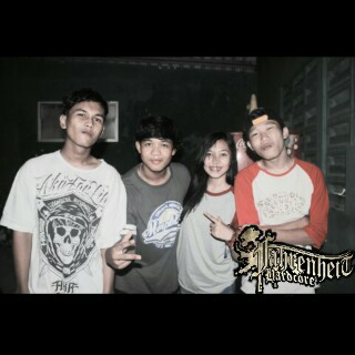 FahrenheitHC tweet media