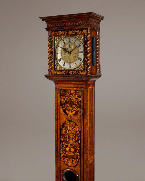 OlympiaAntiques's tweet photo. A Joseph Windmills walnut and marquetry veneered #clock. c.1690 #objectoftheweek #antiqueclock #OIAAF @HowardWalwyn http://t.co/W0WPhSyDUj