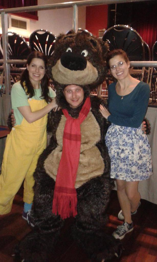 Emma Hilts (@little_hiltsy) on Twitter photo Hoorah, my lovely stunt double <a href="/carlyhilts/">Carly Hilts</a> came to see <a href="/HuglessDouglas1/">HuglessDouglas</a> at <a href="/HarpendenHalls/">Harpenden Public Halls</a> today! #TwinHug Hoorah, my lovely stunt double <a href="/carlyhilts/">Carly Hilts</a> came to see <a href="/HuglessDouglas1/">HuglessDouglas</a> at <a href="/HarpendenHalls/">Harpenden Public Halls</a> today! #TwinHug
