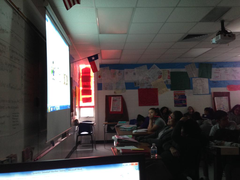 SCASStudies's tweet photo. Synectics Snowball in Mr. Clark's 4th period class! #GISDGameOn @GISDGameOn http://t.co/6QV00Sfxij