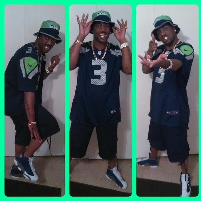 Champion💰💸🔥🔥 @DangeRussWilson http://t.co/3wl8HyQdwl<a class="tags" target="_blank" title="On Twitter" href="/?out=eyJ0eXAiOiJKV1QiLCJhbGciOiJIUzUxMiJ9.eyJpYXQiOjE3MjYyNDc3NzcsImlzcyI6InR3cG9ybnN0YXJzLmNvbSIsIm5iZiI6MTcyNjI0Nzc3NywiZXhwIjoxNzU3NzgzNzc3LCJyZWRpcmVjdF91cmwiOiJodHRwczovL3R3aXR0ZXIuY29tL0RhbmdlUnVzc1dpbHNvbiJ9.QyqwsX4msDWgL5pB4RWfFf6aI4JIHeSpq488x5ktQW6oKDJpibH4yZkT7jNzVINtsCS_W9b4GURXGJ7rNZPX1Q">@DangeRussWilson</a><a href="/tag/coast2coast"class="tags"><span>#coast2coast</span></a>