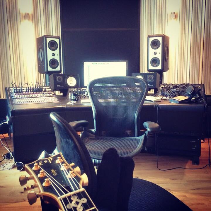 amorphis's tweet photo. Getting there... #amorphis12 #fascinationstreetstudios #espguitars http://t.co/aLQ83skan8
