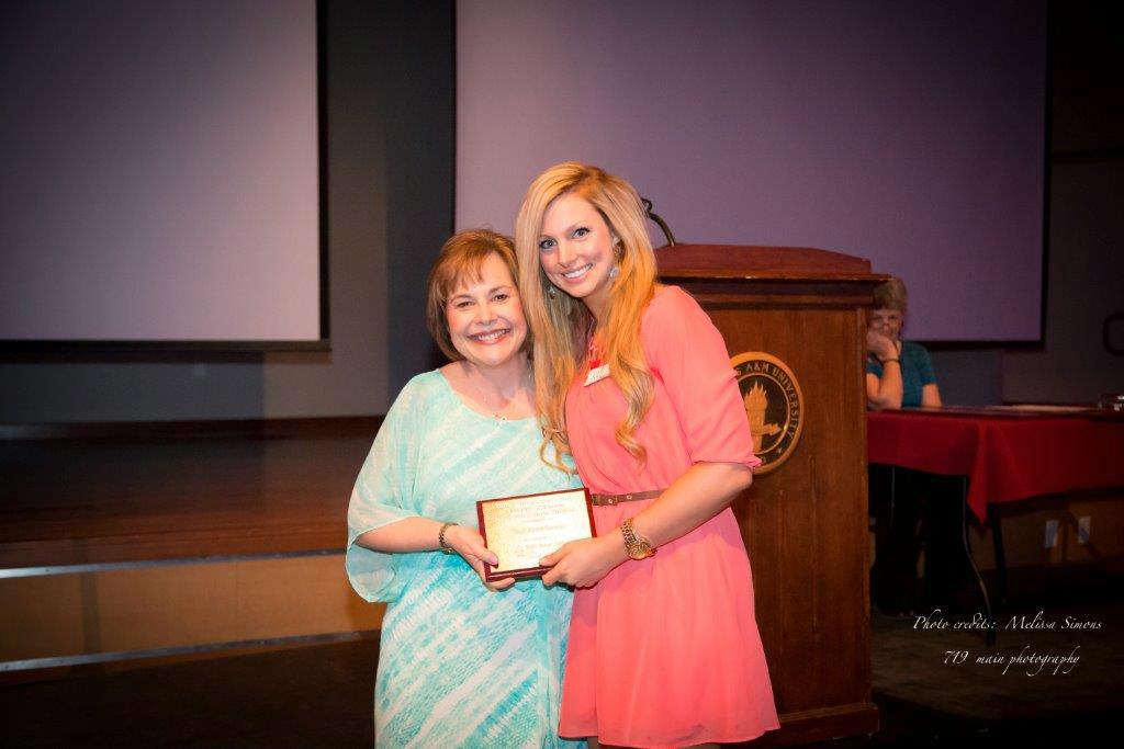 WT_CONHS's tweet photo. S/O to Kali Arredondo- 2014-15 Outstanding SES Graduate Student!
@kaliarredondo1 @stronglorna #CONHS_AwardsReception http://t.co/Gh2cLrJhUg