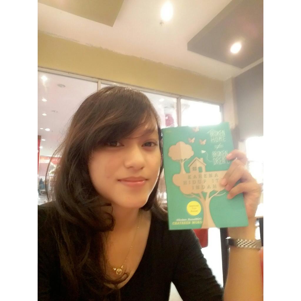 behome_id's tweet photo. Hidup selalu memberikan pilihan,tetapi tidak seorangpun bisa memilih dikeluarga mana dia akan dilahirkan.TERBIT😱👏 http://t.co/QEu9ZYF5qd