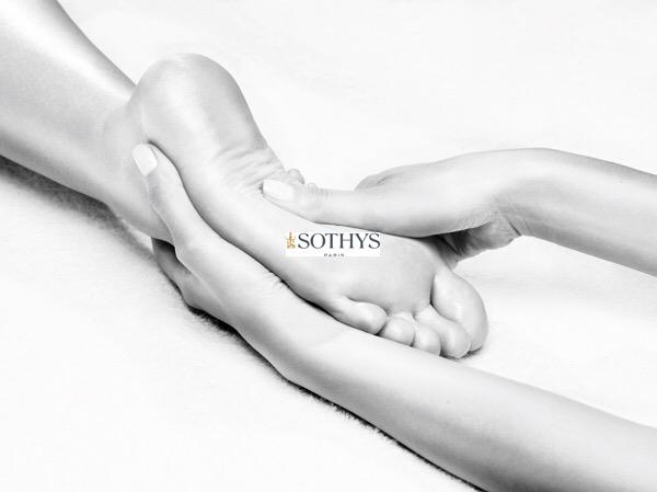 dhsspa's tweet photo. Our unique #footmassage based on #reflexology revives vital energy. #blissful #relaxation http://t.co/BnVYAZXoMx